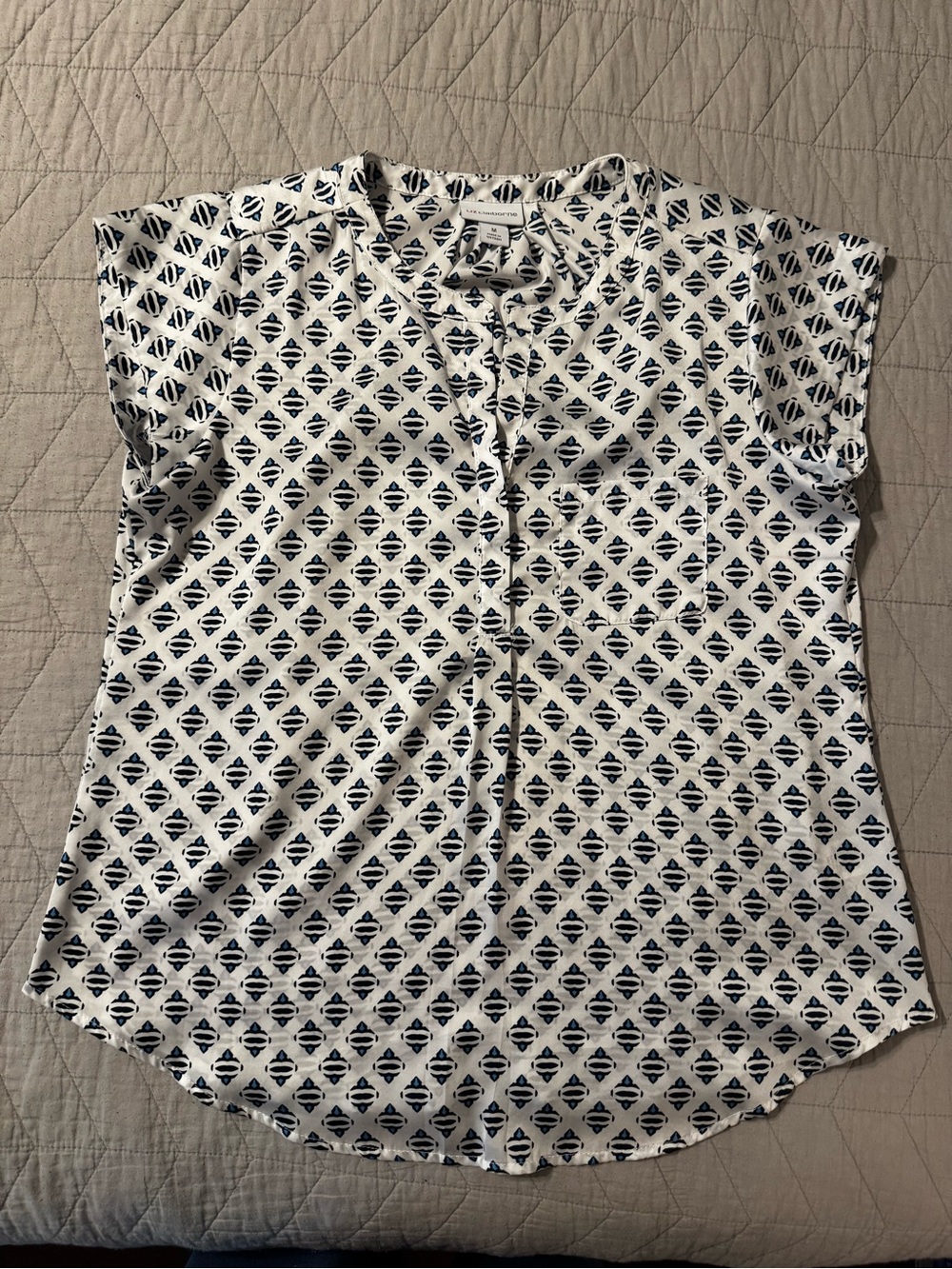 Liz Claiborne White Blouse with Navy Diamond Print